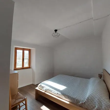 Bruni Casa Ginevra * Арчидоссо